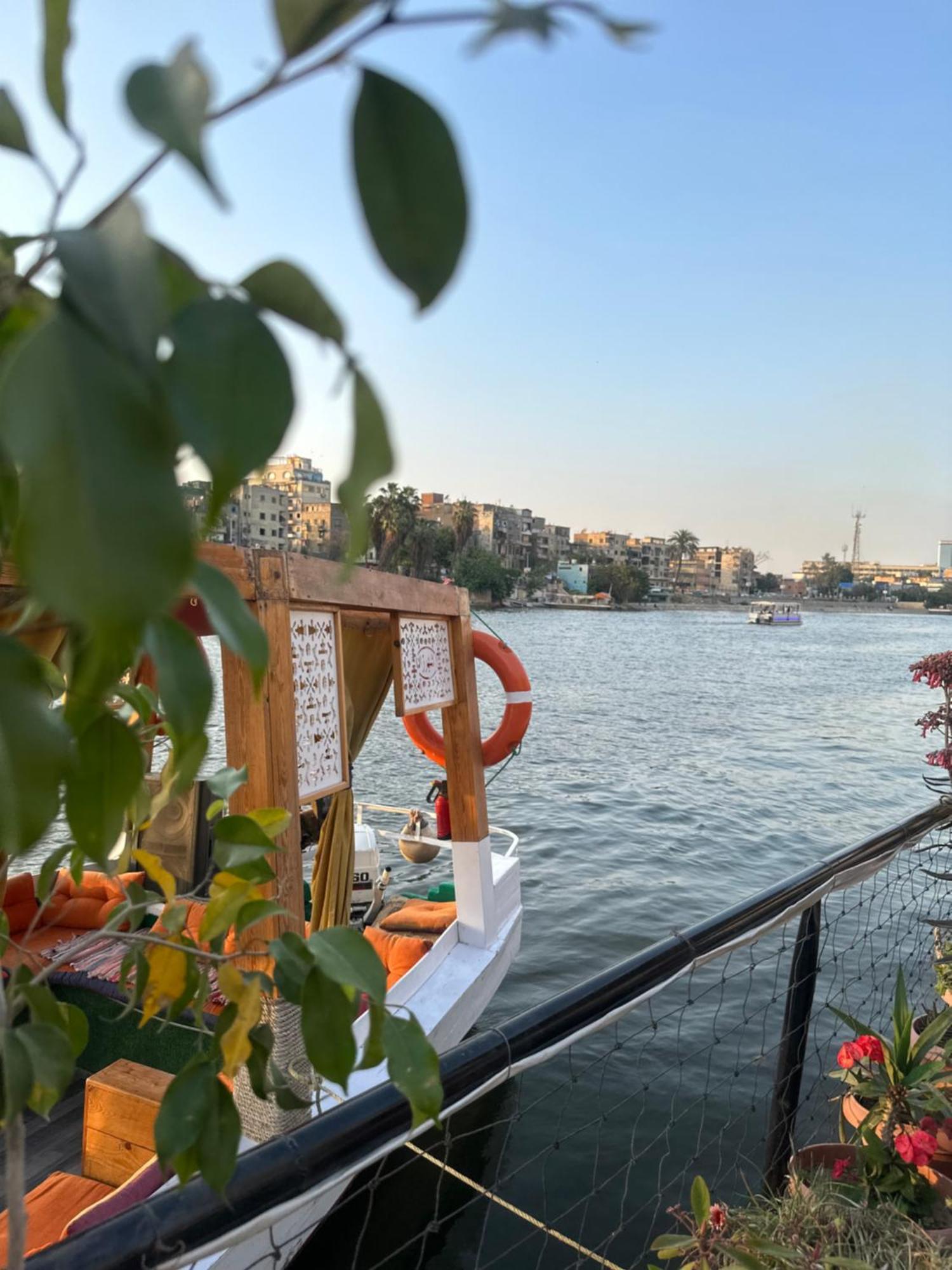 Modern 1-Bedroom Apartment In Zamalek Visits Allowed Kairo Eksteriør bilde
