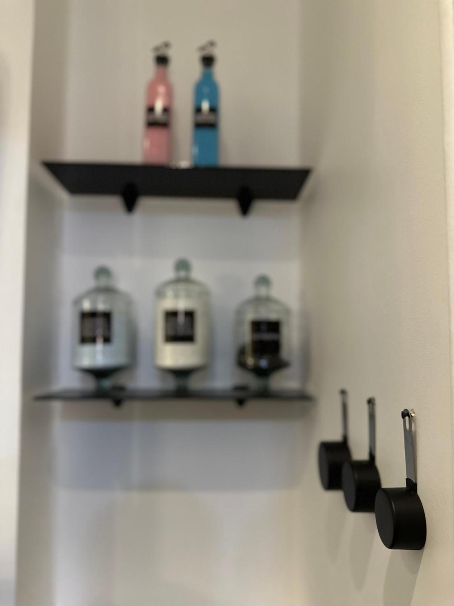Modern 1-Bedroom Apartment In Zamalek Visits Allowed Kairo Eksteriør bilde