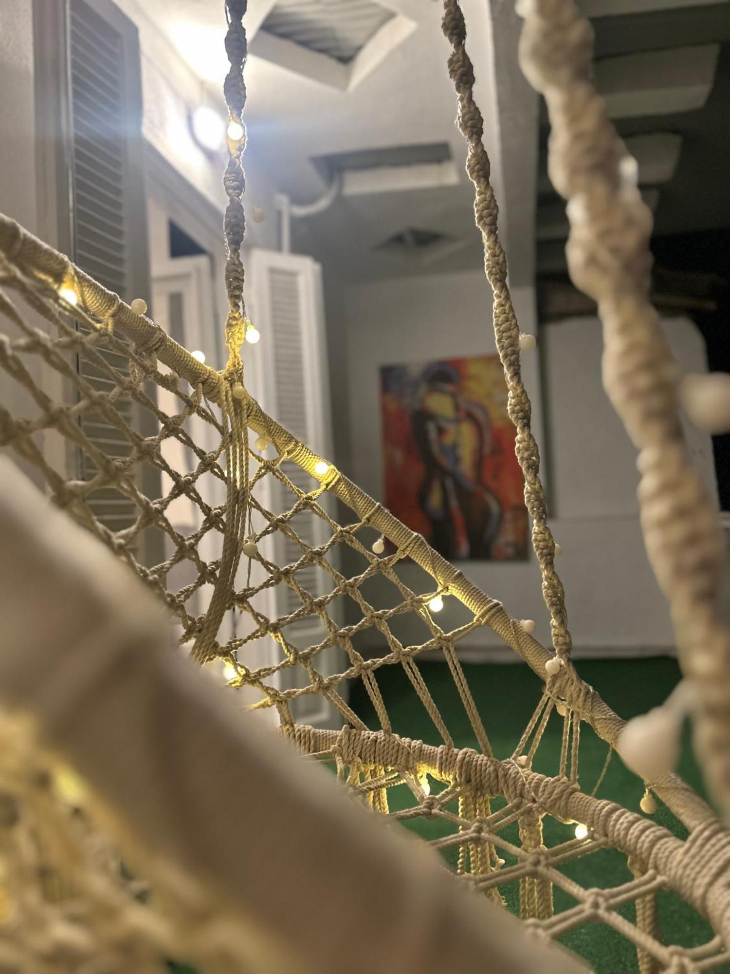 Modern 1-Bedroom Apartment In Zamalek Visits Allowed Kairo Eksteriør bilde